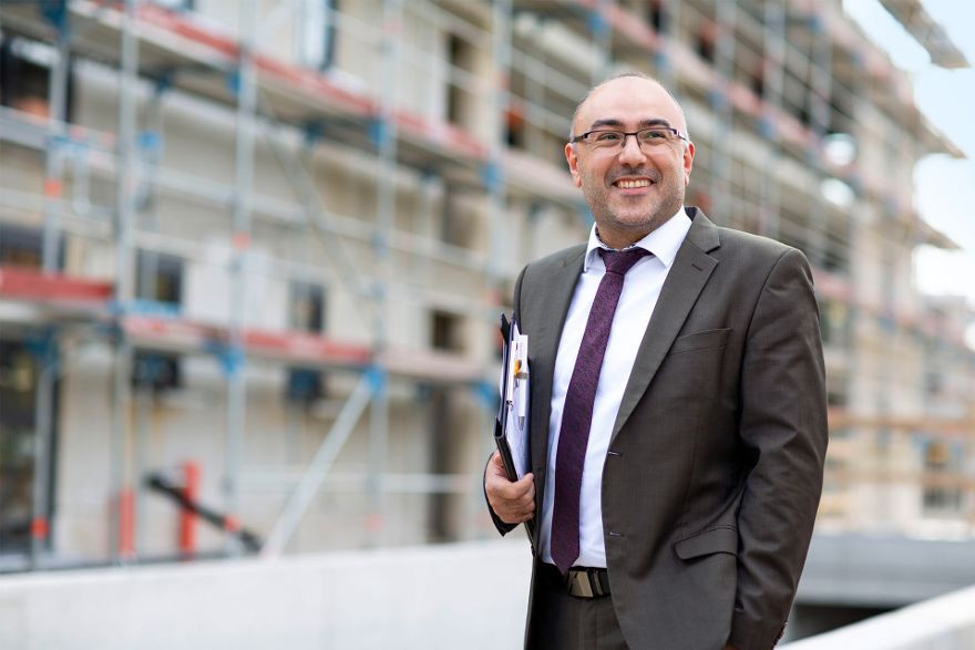 Immobiliengutachter Abdullah Ayhan im Porträt