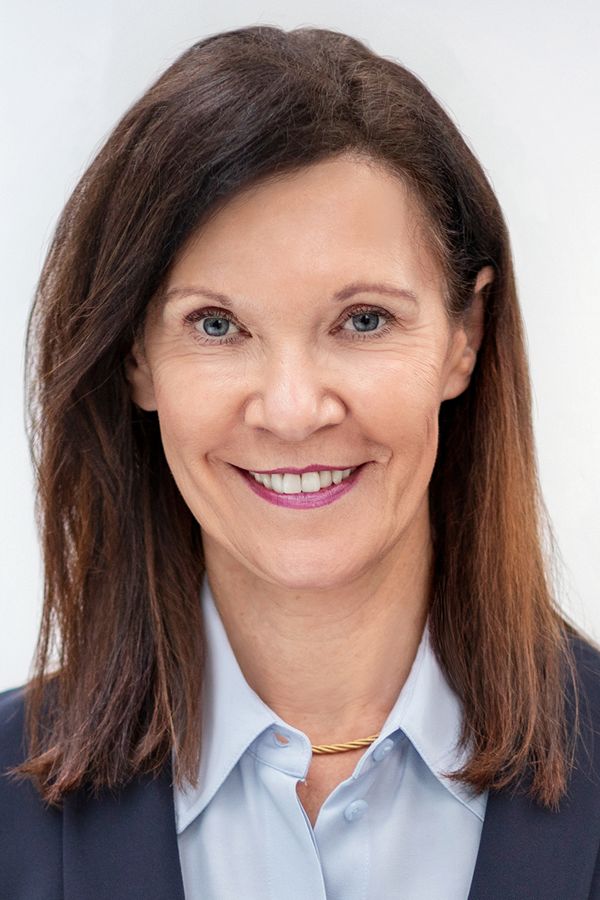 Dr. Iris Reinelt, Mitglied des Vorstands der L-Bank