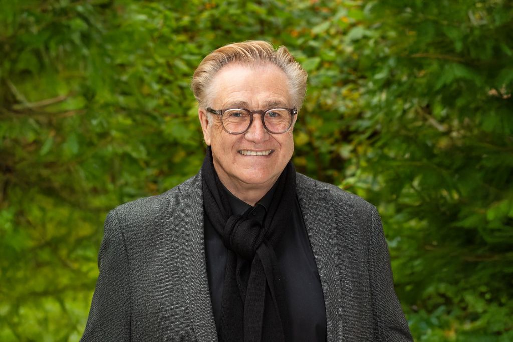 Geschäftsführender Direktor des ELLIS Institute in Tübingen