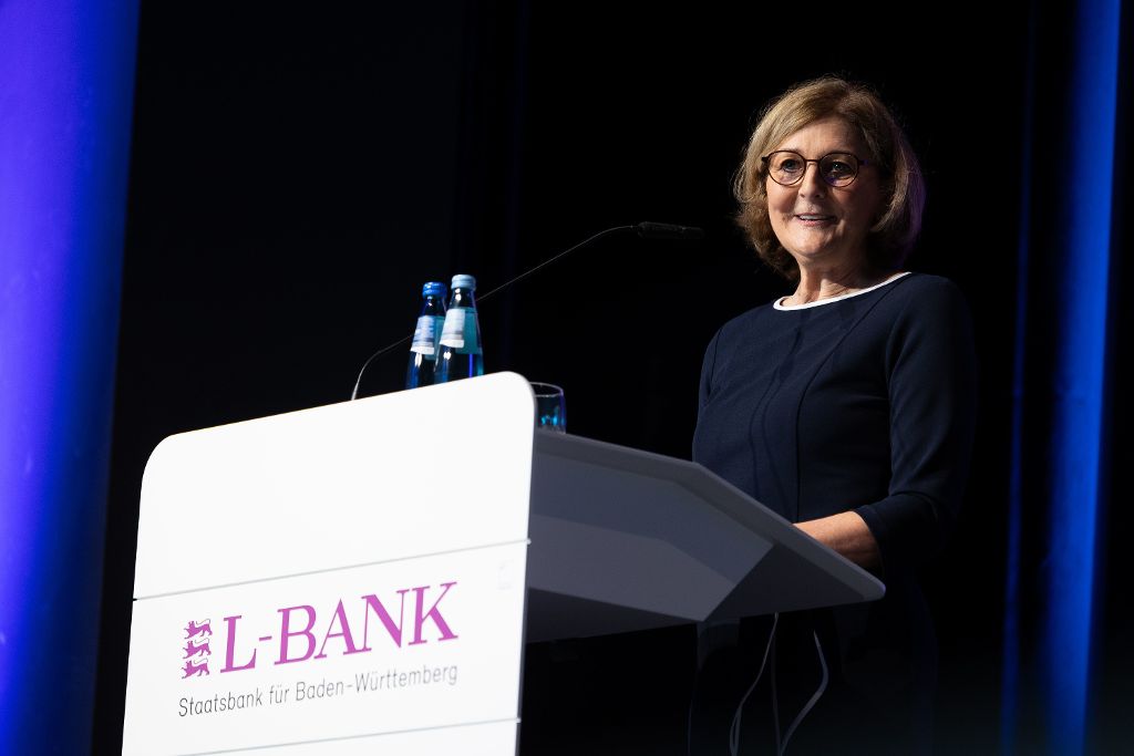 Edith Weymayr warb bei der Eröffnung für Investitionen in die Transformation.