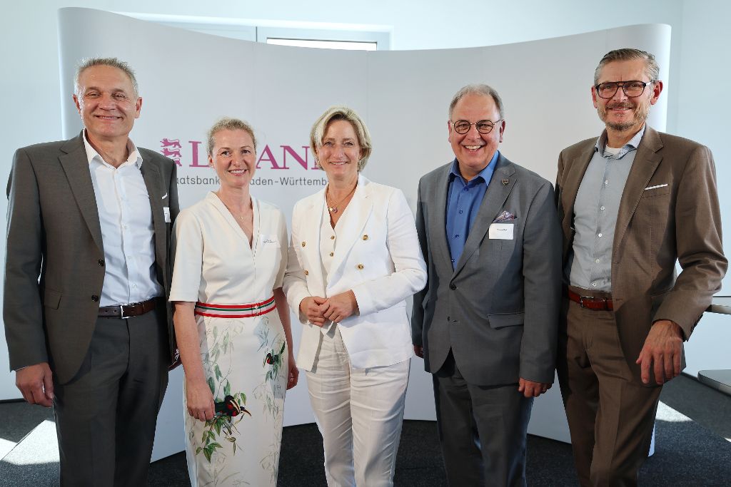 Jens Wetzel, Prof. Dr. Katja Schenke-Layland, Dr. Nicole Hoffmeister-Kraut, Thomas Keck, Johannes Heinloth (von links)